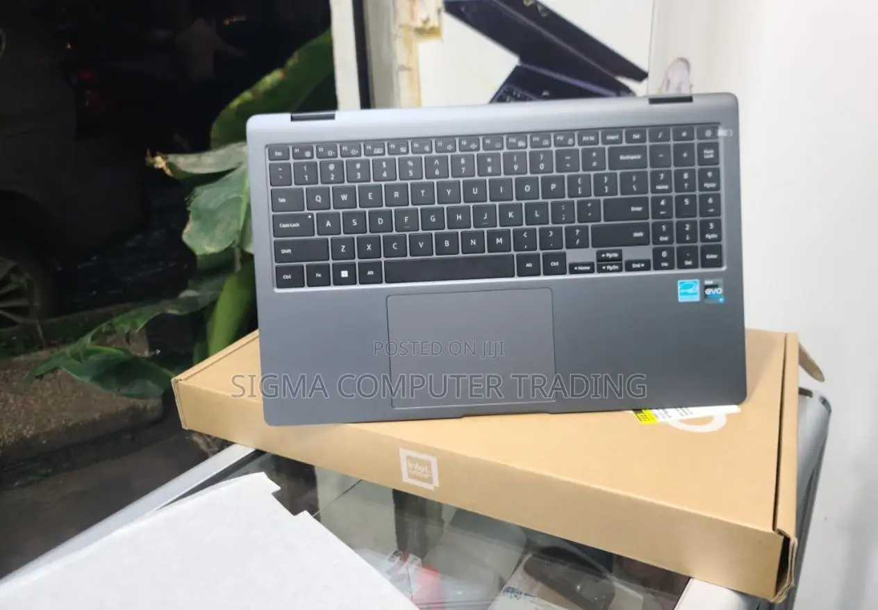 New Samsung Galaxy Book3 360 15 NP750QFG 16GB Intel Core I7 SSD 1T