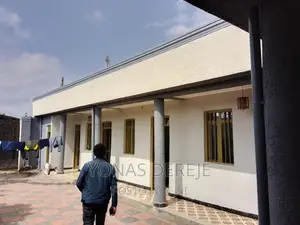Furnished 6bdrm House in ዱከም, East Shewa for sale