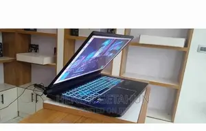 New Laptop Acer Predator Helios 300 8GB Intel Core i9 SSD 1T