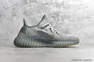 Original Adidas Yeezy 350 V2 Boost Shoes