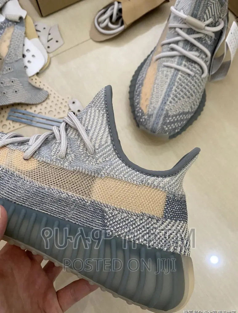 Original Adidas Yeezy 350 V2 Boost Shoes
