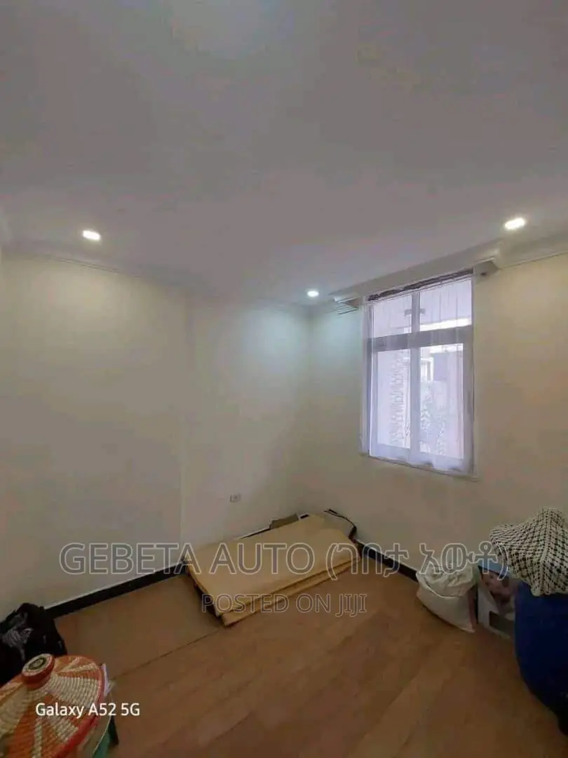 Furnished 4bdrm Villa in Vila, Yeka for sale