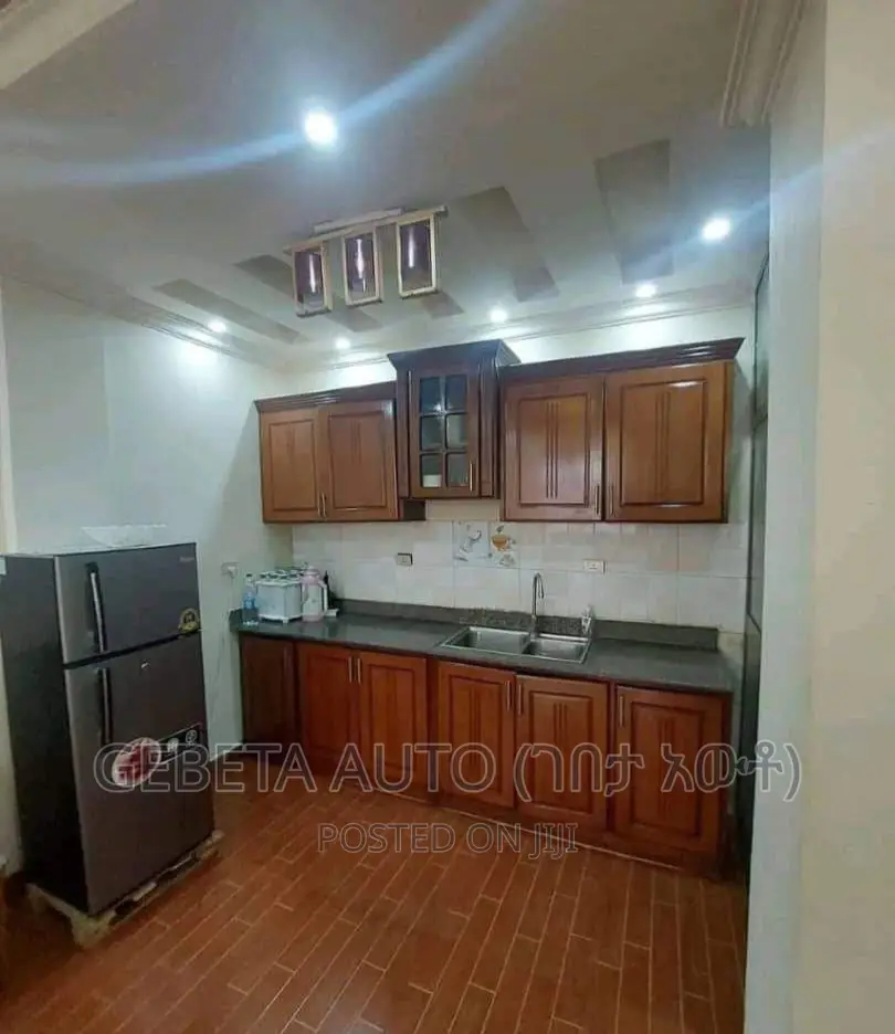 Furnished 4bdrm Villa in Vila, Yeka for sale