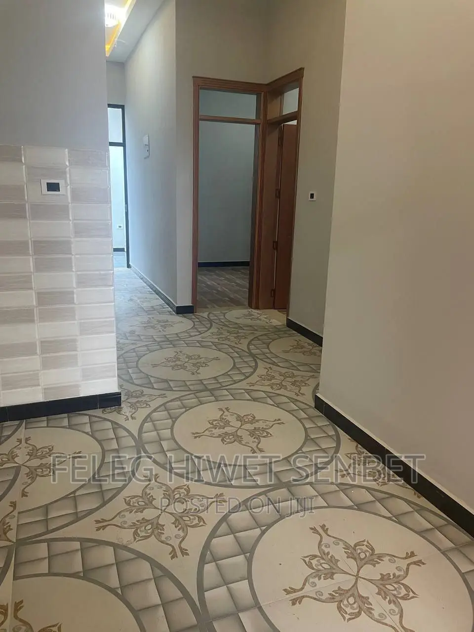 5bdrm Villa in Adiss Abeba, Bole for sale