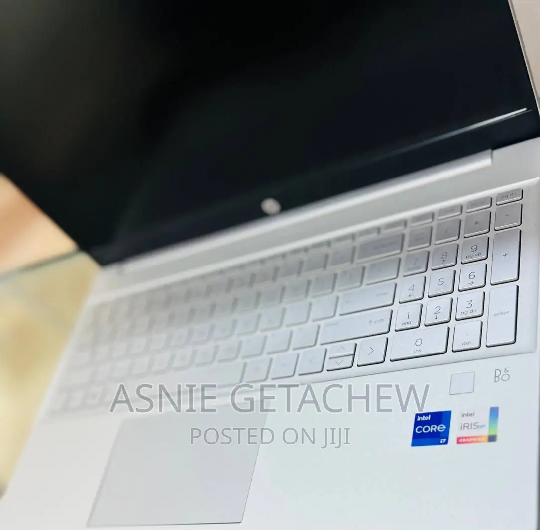 New Laptop HP Pavilion 15 8GB Intel Core I5 SSD 512GB