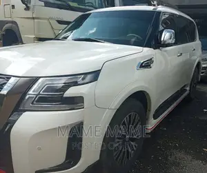Nissan Patrol 2015 White