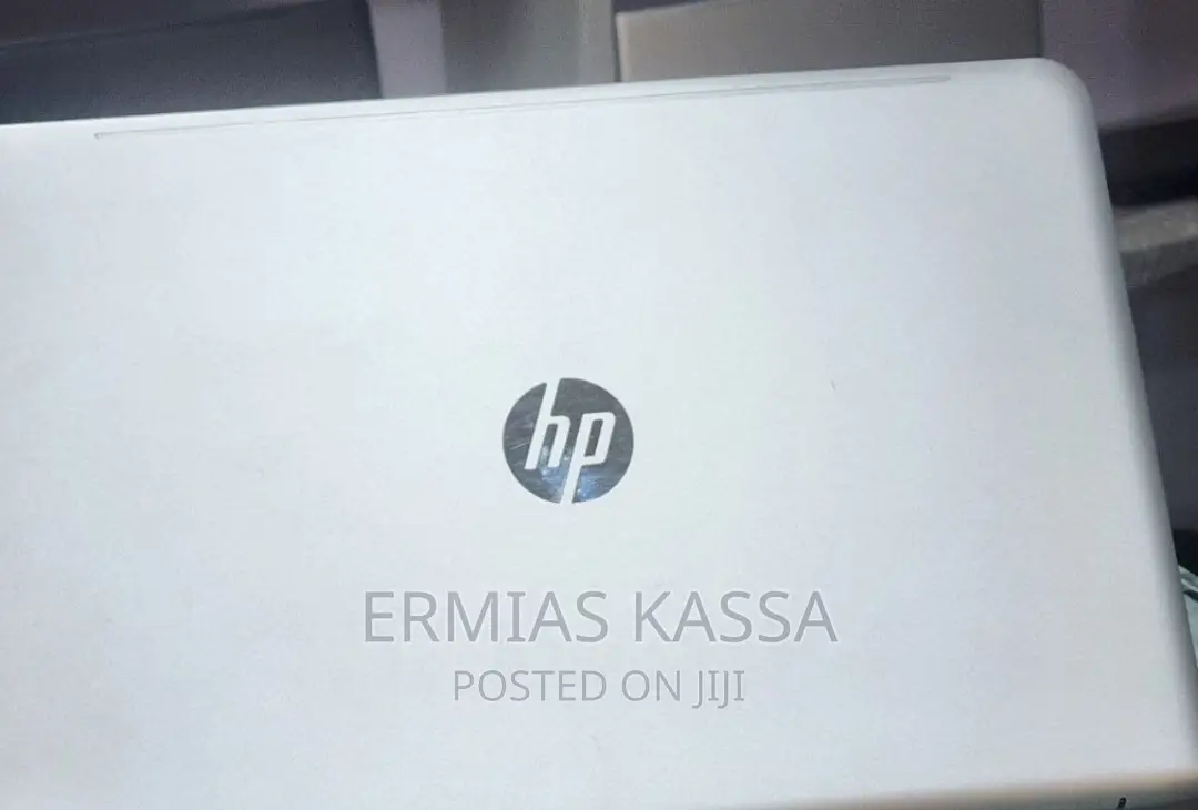 New Laptop HP Envy X2 8GB Intel Core I5 HDD+SSD 1.5T