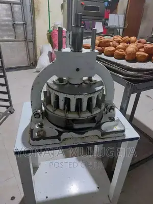 Photo - Bread Making Machine
