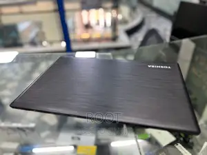 Laptop Toshiba Satellite C665 8GB Intel Core I5 SSD 256GB