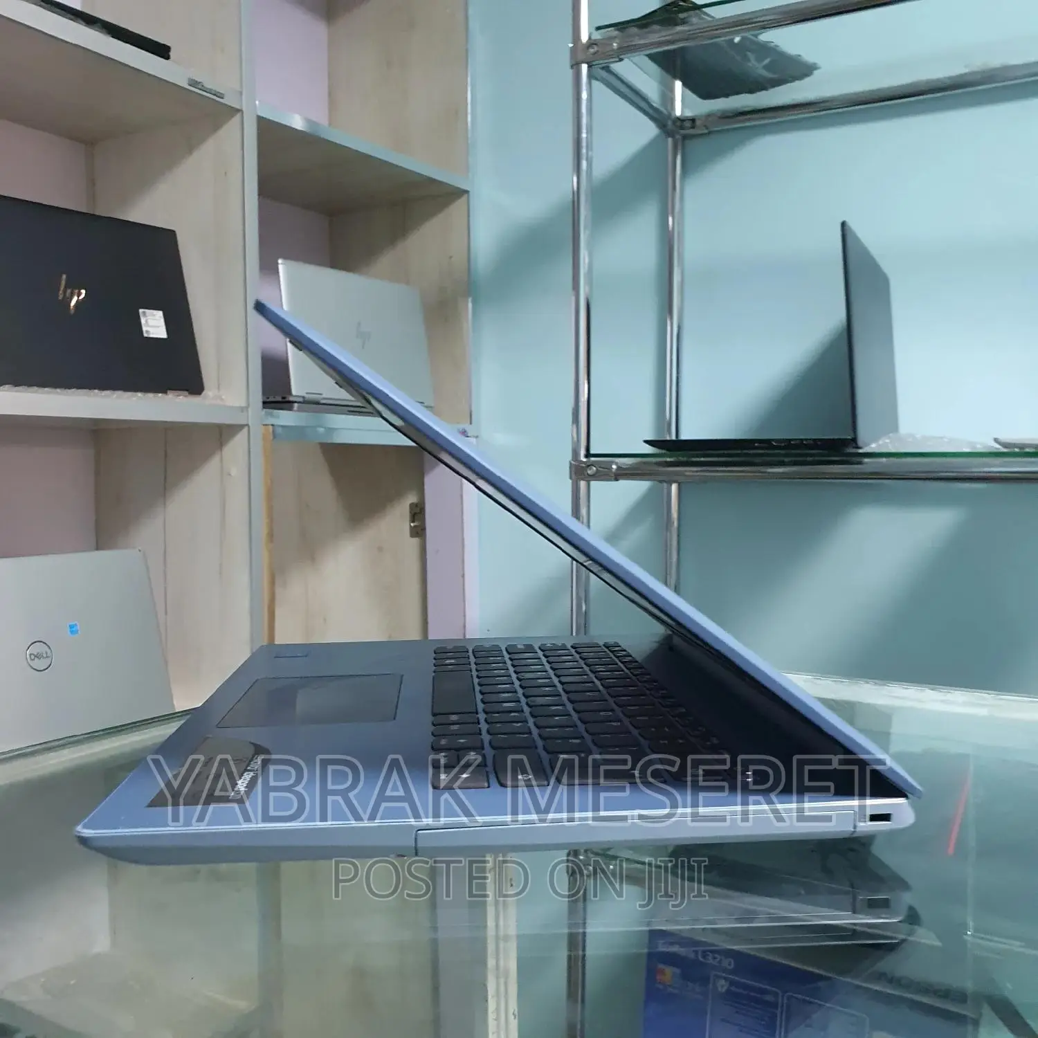 New Laptop Lenovo Ideapad 3 4GB Intel Pentium HDD 1T