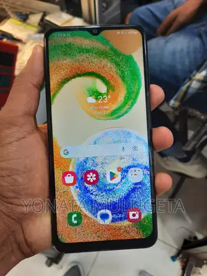Photo - Samsung Galaxy A04s 64 GB Black