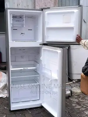 Samsung 310 Refrigerator