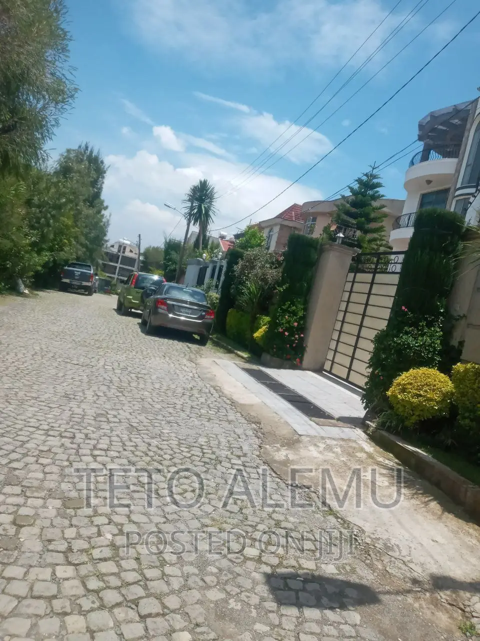 5bdrm House in የሚሸጥ ቦታ ሲኤምሲ አካባቢ, Bole for sale