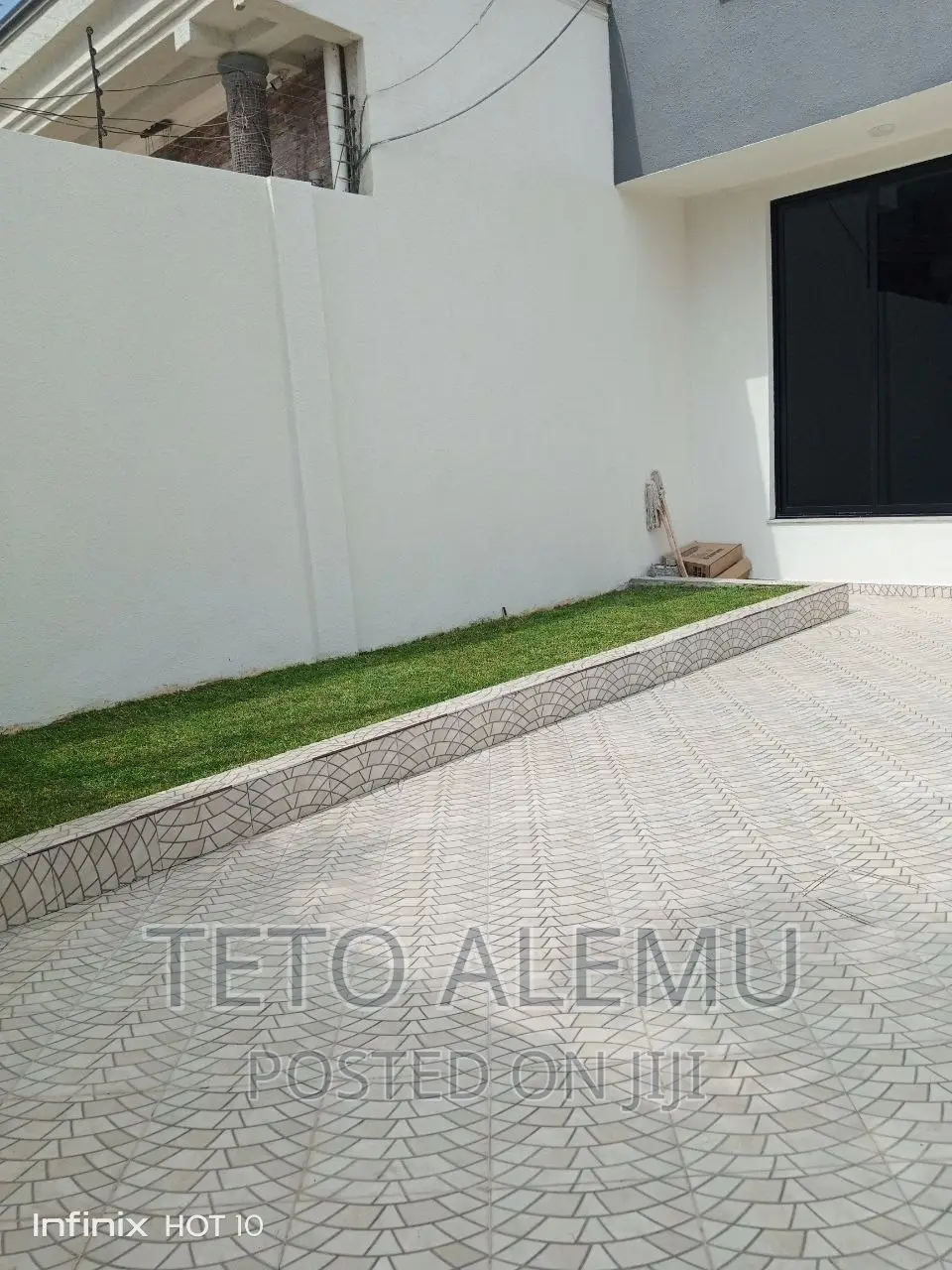 5bdrm House in የሚሸጥ ቤት ሜታ ጃክሮስ, Bole for sale