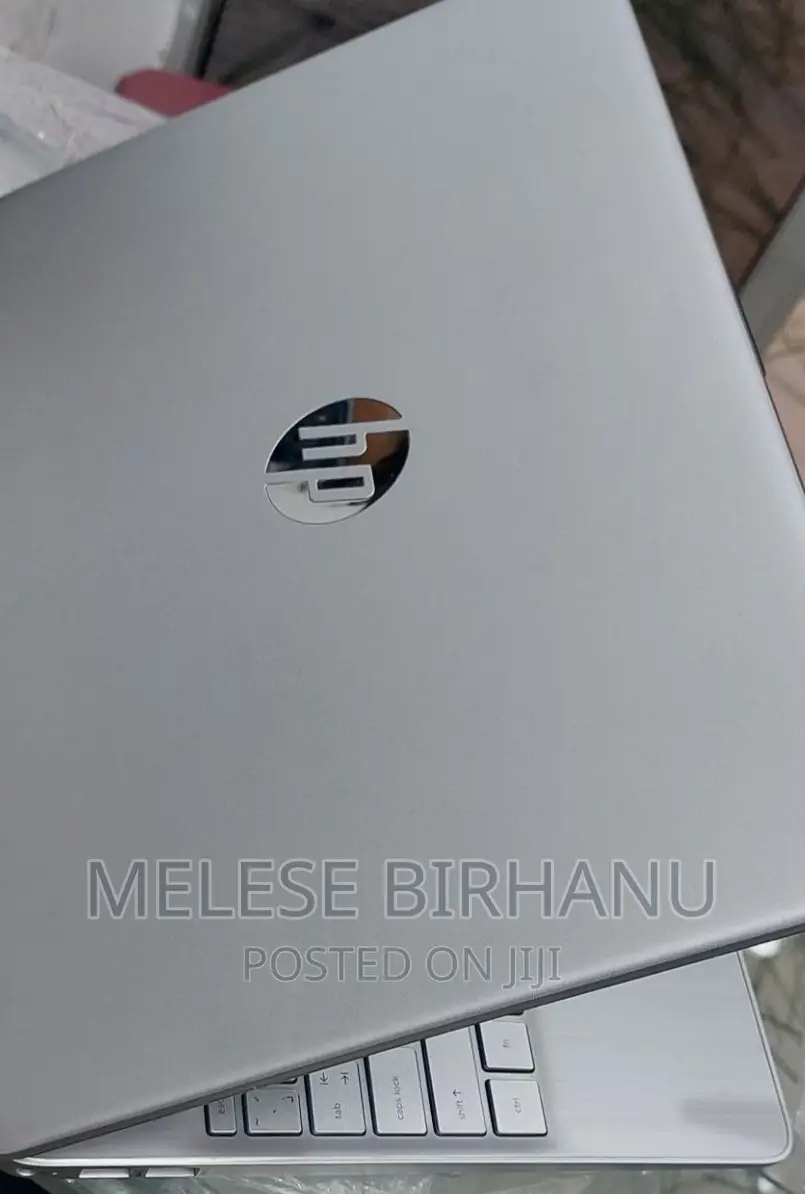 New Laptop HP Stream Notebook 8GB Intel Core I5 SSD 1T