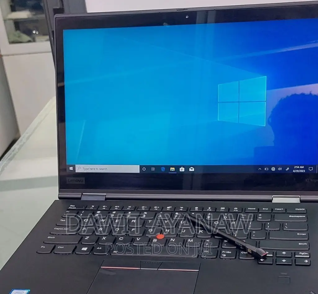 New Laptop Lenovo ThinkPad Yoga 8GB Intel Core I5 SSD 256GB