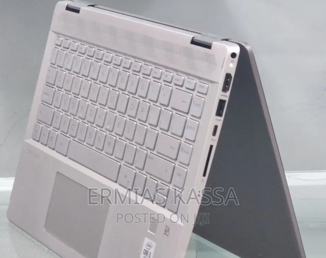 New Laptop HP Pavilion X360 8GB Intel Core I5 SSD 512GB