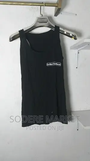 Size Medium
