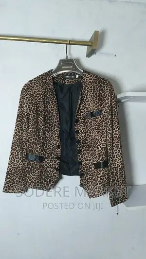 Size Extra Medium