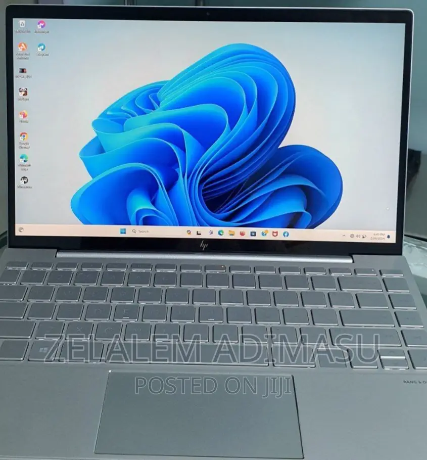 New Laptop HP Envy X360 16GB Intel Core I5 SSD 512GB