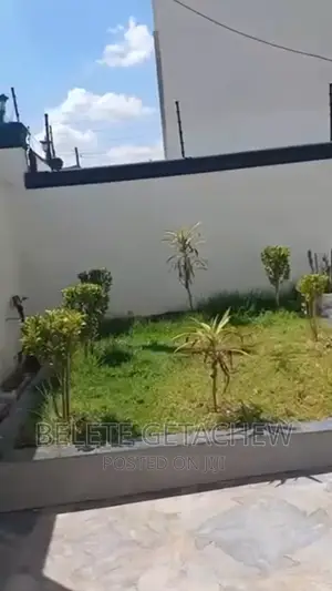 7bdrm House in Cmc G+2 Luxury, Bole for sale