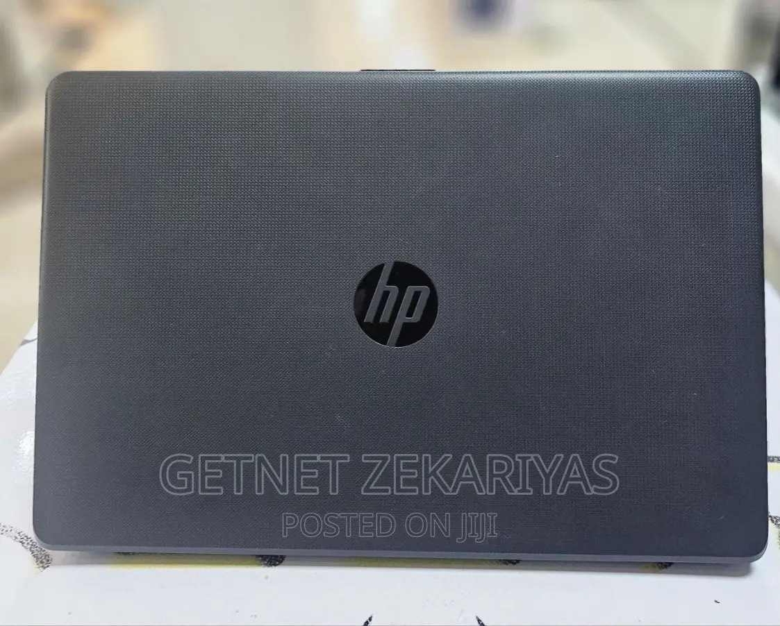 New Laptop HP Stream Notebook 8GB Intel Core I7 HDD 1T