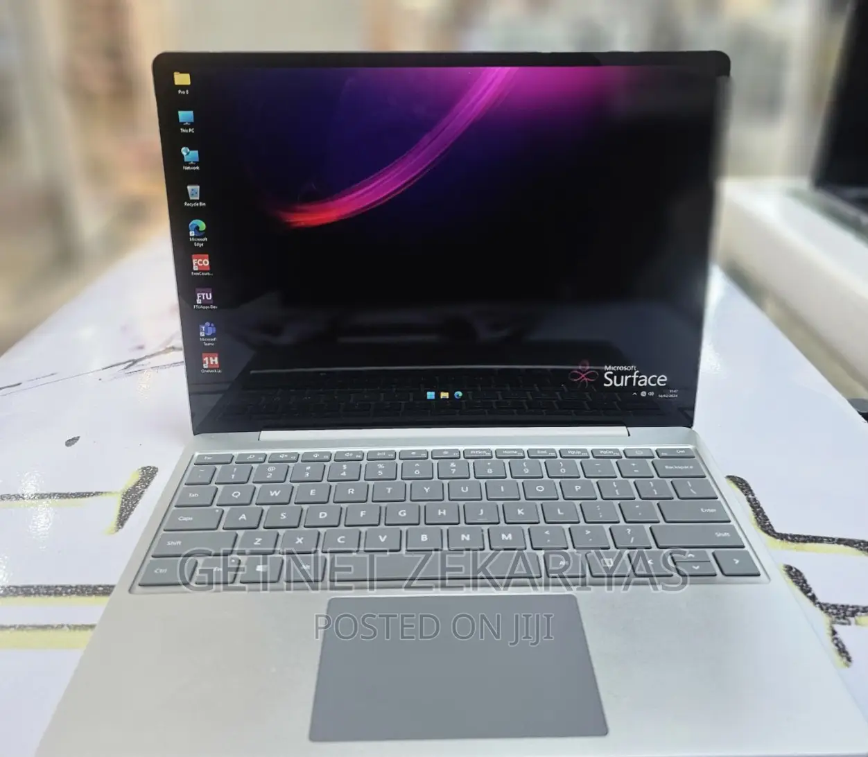 New Laptop Microsoft Surface Pro 7 8GB Intel Core I5 SSD 128GB