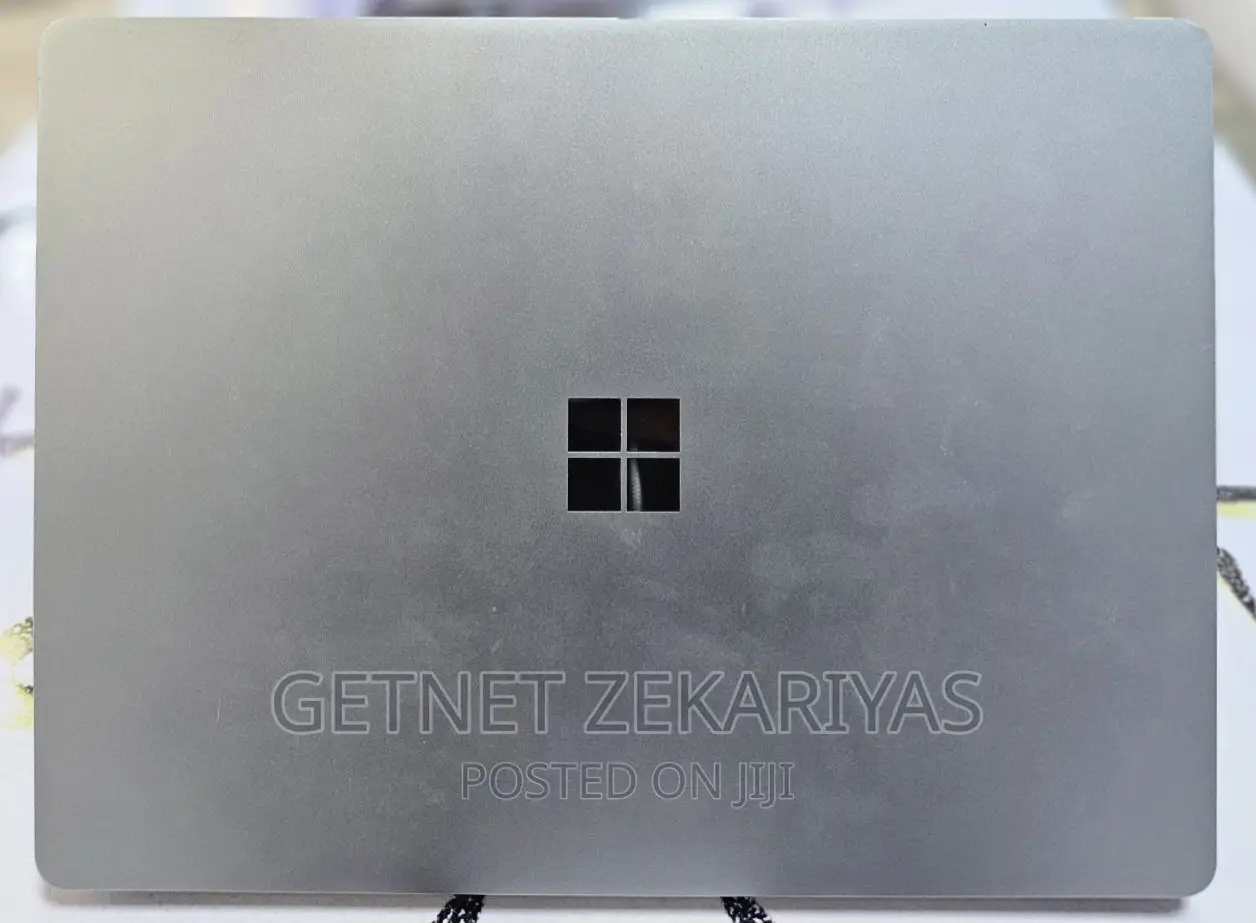 New Laptop Microsoft Surface Pro 7 8GB Intel Core I5 SSD 128GB