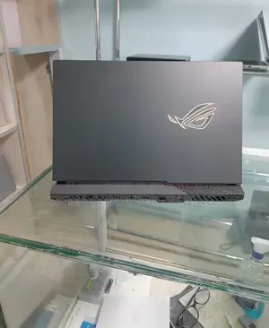 New Laptop Asus ROG Strix G15 16GB AMD Ryzen 7 SSD 1T