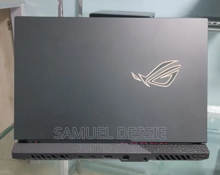New Laptop Asus ROG Strix G15 16GB AMD Ryzen 7 SSD 1T