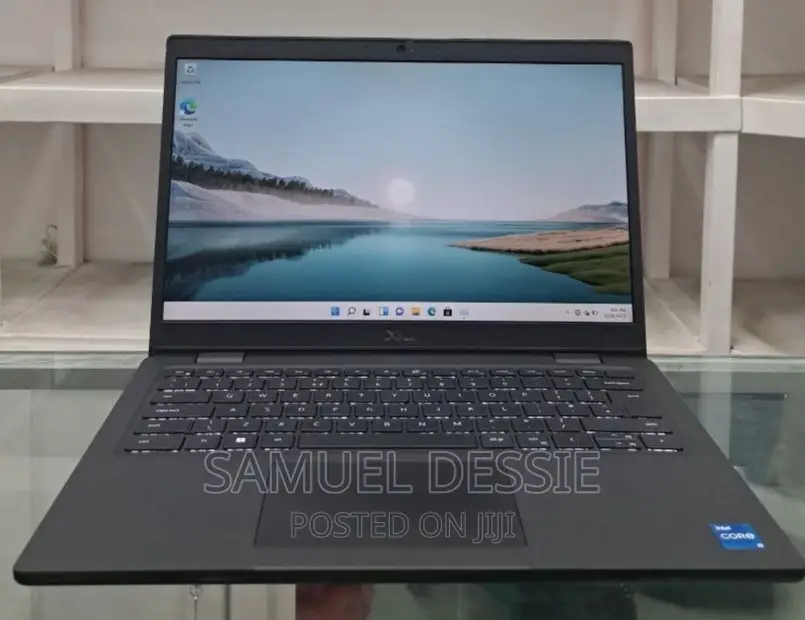 New Laptop Dell Latitude 10 8GB Intel Core I5 SSD 256GB