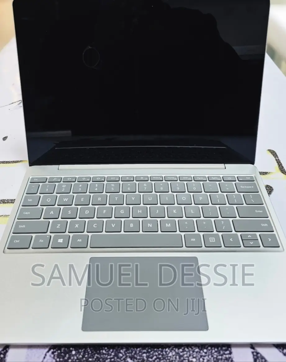 New Laptop Microsoft Surface Pro 7 8GB Intel Core I5 SSD 128GB