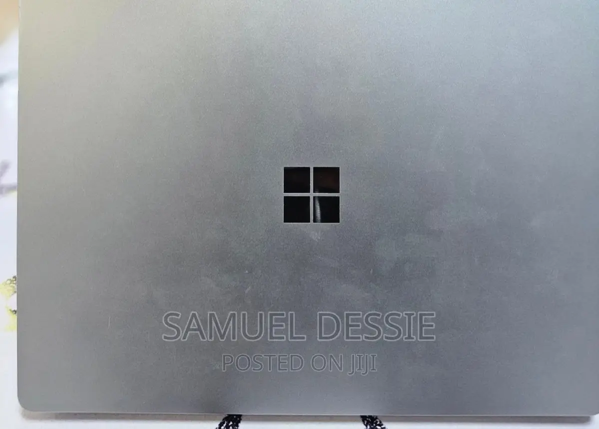 New Laptop Microsoft Surface Pro 7 8GB Intel Core I5 SSD 128GB