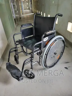 Slightly Used Normal Wheel Chair Folding Lc976abj-43
