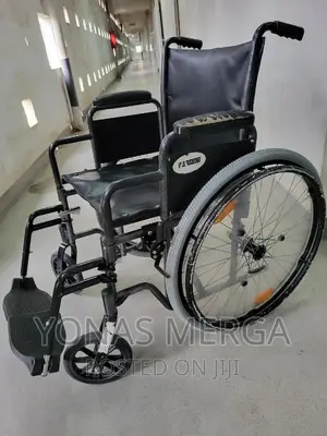 Used Wheelchair MO 809EJ Standard Wheelchair With Hand Brake