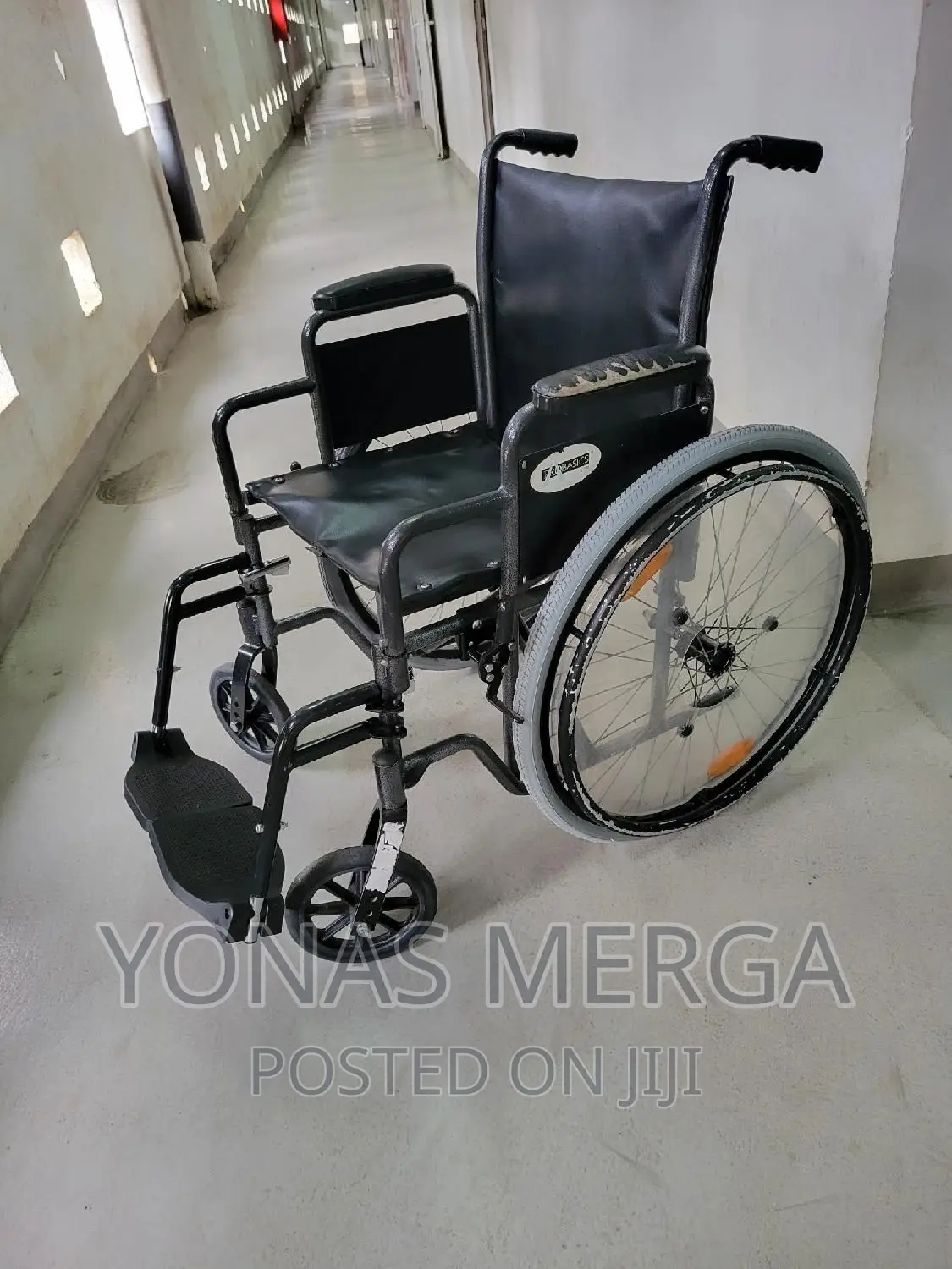 Used Medical Lightweight Expedition Transport Wheelchair
