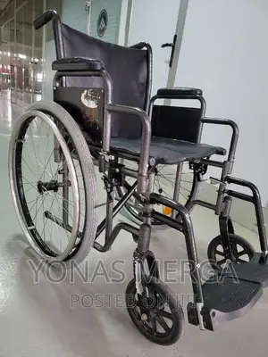 Used Wheelchair Easy Release Footrests, Safety Anti-Tippers