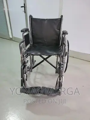 Slightly Used Wheelchair Probasics Lightweight Wheelchair