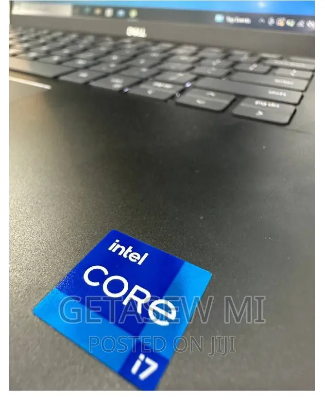 New Laptop Dell 8GB Intel Core I7 SSD 512GB