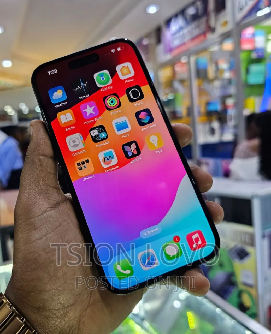 New Apple iPhone 15 128 GB Black