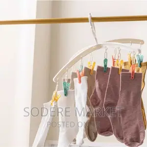 Revolving Clothes Hanger