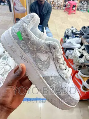 Air Force 1 Fashion Sneker