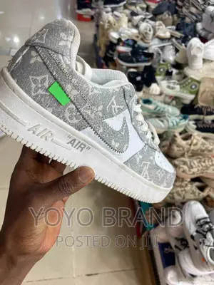 Air Force 1 Fashion Sneker