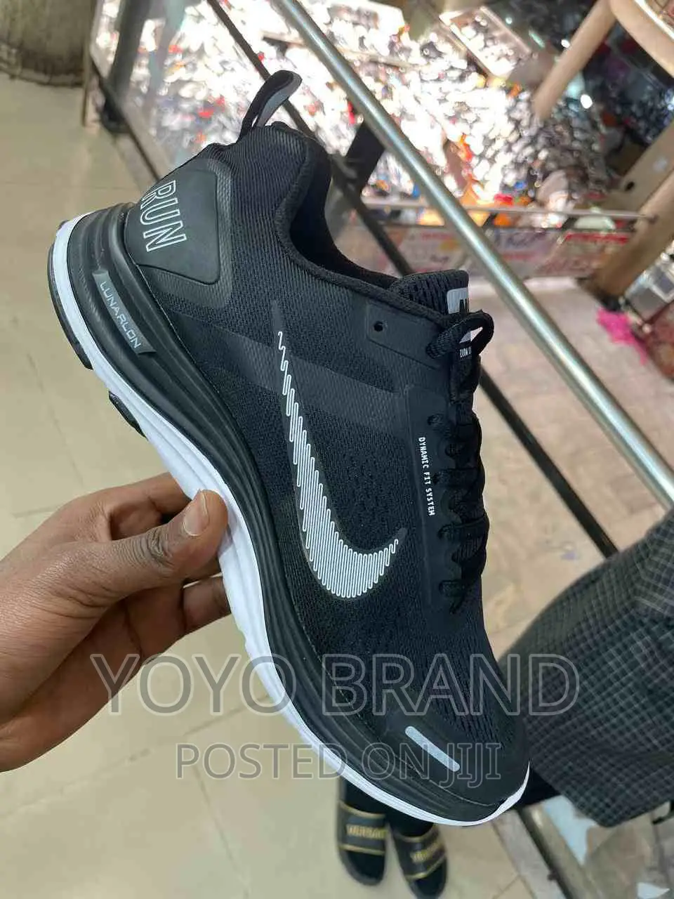 Nike Fashion Sneaker