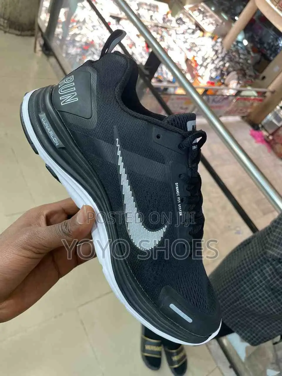Nike Fashion Sneaker