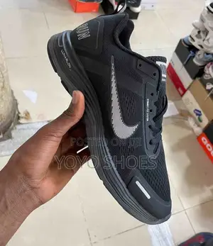 Nike Fashion Sneaker