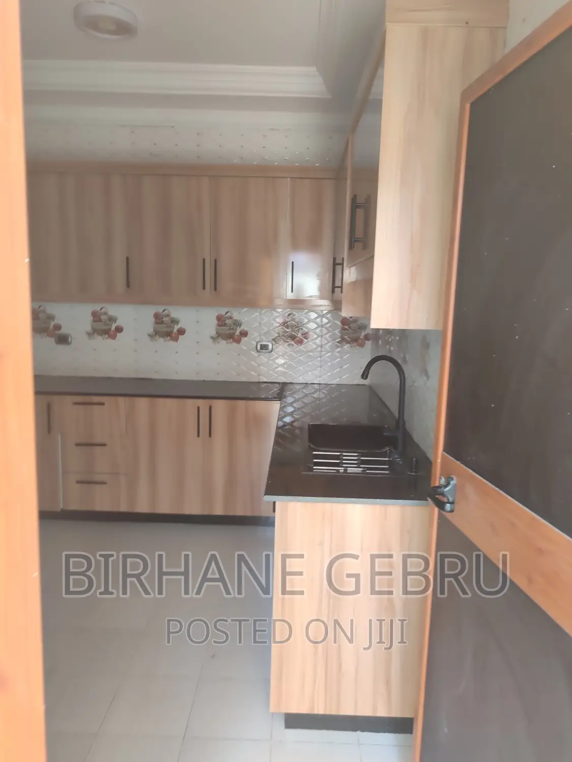 11bdrm House in House G+4, Bole for rent