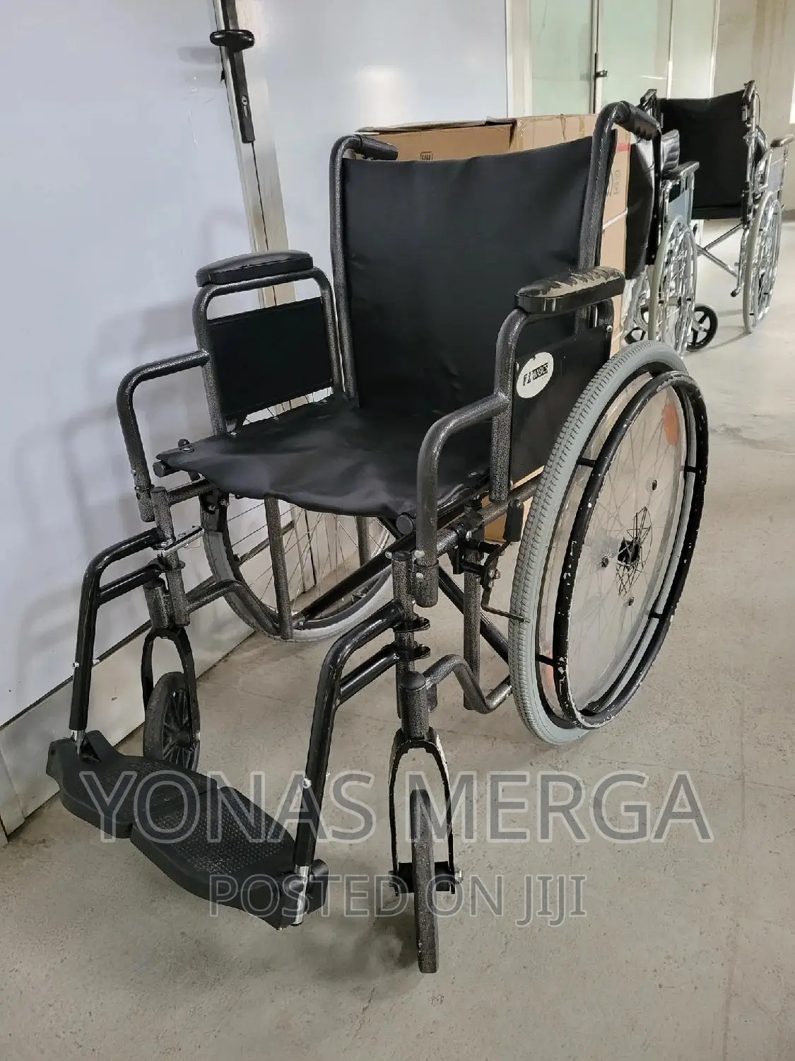 Used Patient Aid Wheelchair, Wheelchair FOLDING WHEELCHAIR