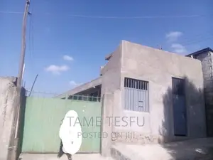 3bdrm House in Kotobe, Yeka for sale