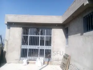 3bdrm House in Kotobe, Yeka for sale